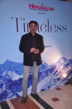 Wendell Rodericks at the launch of Lakme Timeless collection  in Taj Land_s End on 24th July 2012 (12).JPG